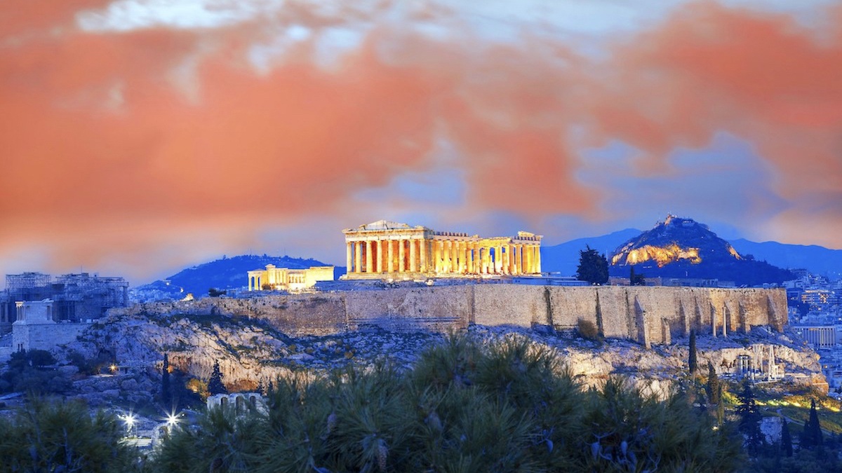 Wzgórze Akropolu o zachodzie słońca